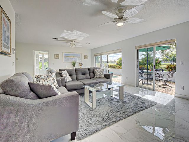 262 CERROMAR WAY S 53, Venice, FL 34293