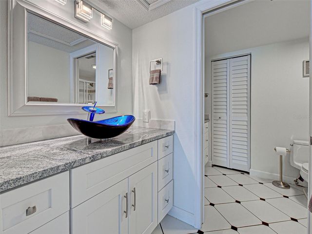 262 CERROMAR WAY S 53, Venice, FL 34293