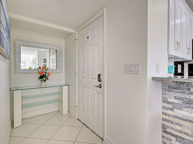 262 CERROMAR WAY S 53, Venice, FL 34293