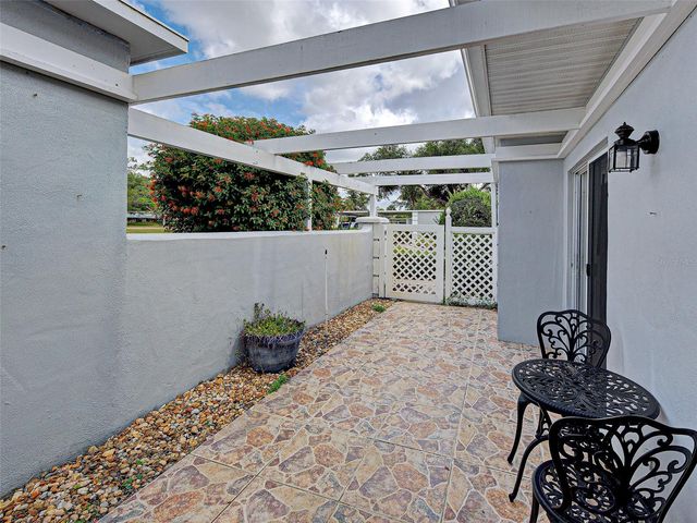 262 CERROMAR WAY S 53, Venice, FL 34293