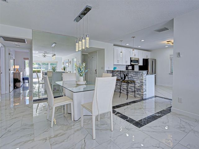 262 CERROMAR WAY S 53, Venice, FL 34293