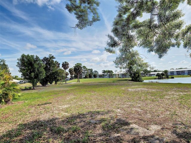 262 CERROMAR WAY S 53, Venice, FL 34293