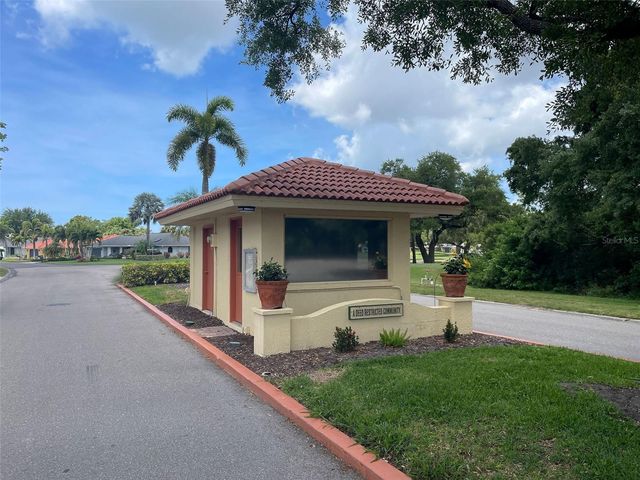 262 CERROMAR WAY S 53, Venice, FL 34293