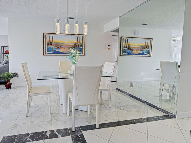 262 CERROMAR WAY S 53, Venice, FL 34293