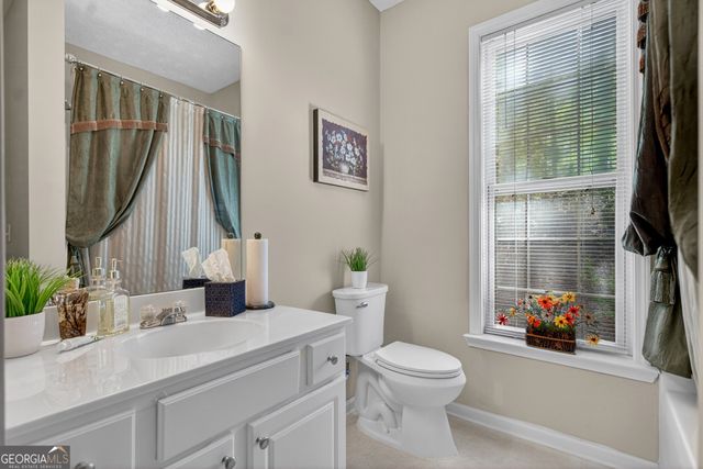 5 Honeysuckle Lane, Fairburn, GA 30213
