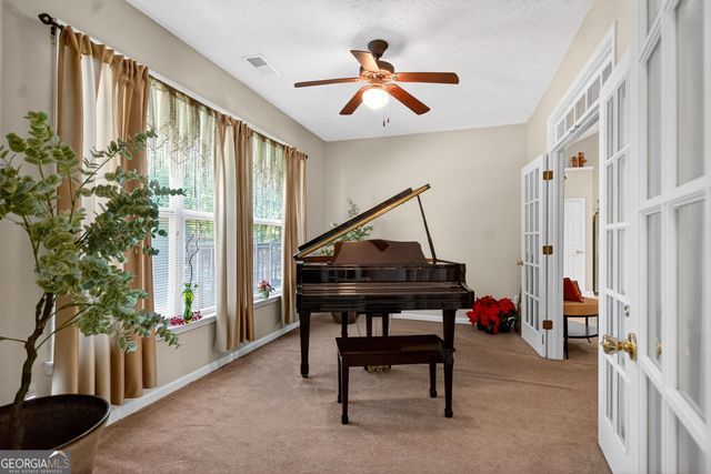 5 Honeysuckle Lane, Fairburn, GA 30213