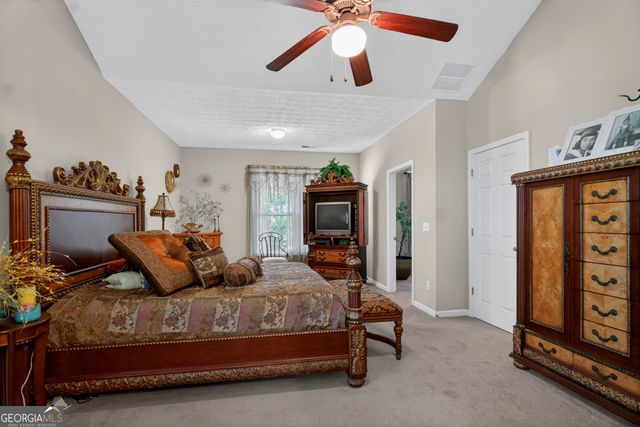 5 Honeysuckle Lane, Fairburn, GA 30213