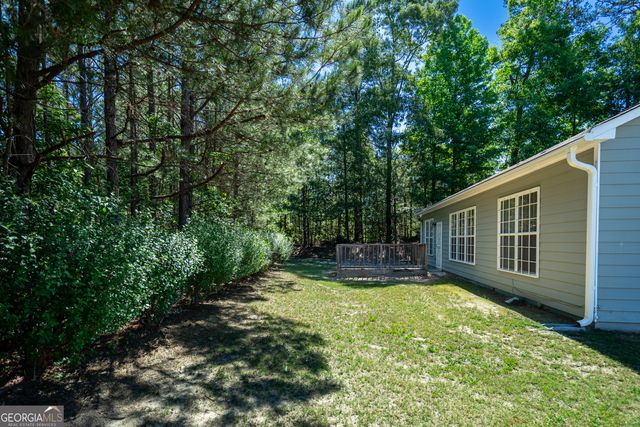 5 Honeysuckle Lane, Fairburn, GA 30213