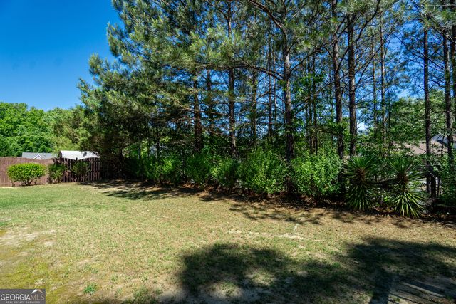 5 Honeysuckle Lane, Fairburn, GA 30213