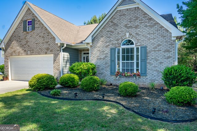 5 Honeysuckle Lane, Fairburn, GA 30213