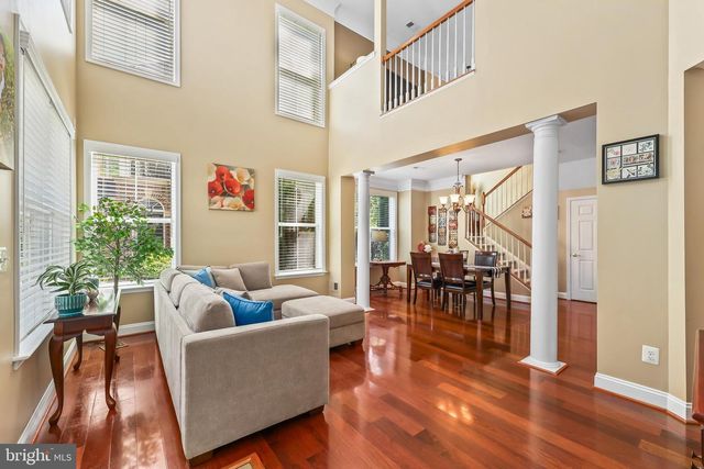 8609 LIBERTY TRL, Manassas, VA 20110