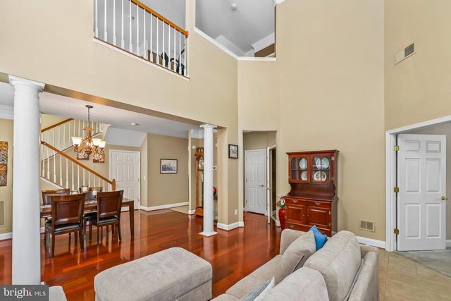 8609 LIBERTY TRL, Manassas, VA 20110