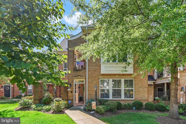 8609 LIBERTY TRL, Manassas, VA 20110