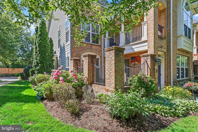 8609 LIBERTY TRL, Manassas, VA 20110