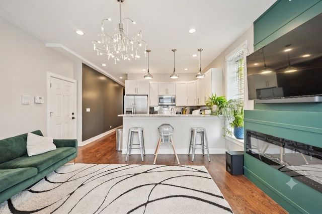 4345 S Langley Avenue 1S, Chicago, IL 60653
