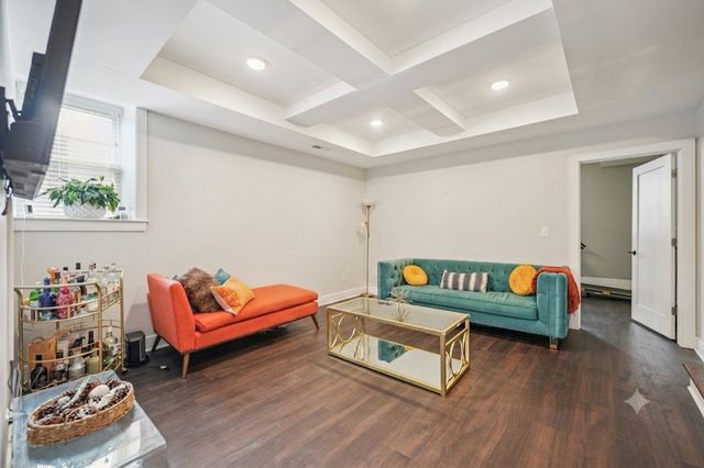 4345 S Langley Avenue 1S, Chicago, IL 60653