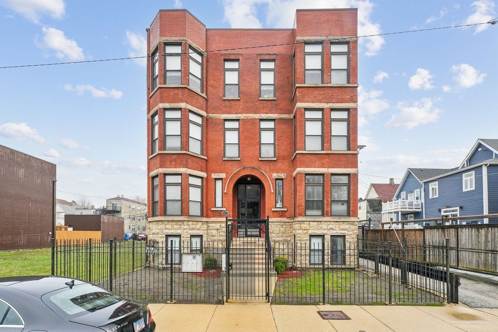 4345 S Langley Avenue 1S, Chicago, IL 60653