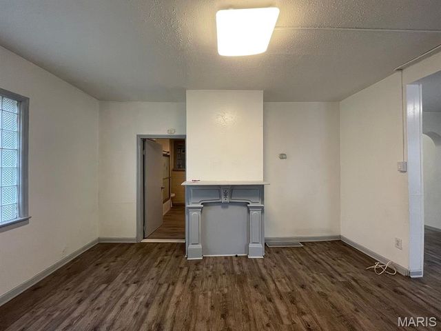 6728 Alabama Avenue, St Louis, MO 63111