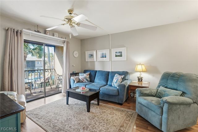 1230 Hall RD 305, North Fort Myers, FL 33903