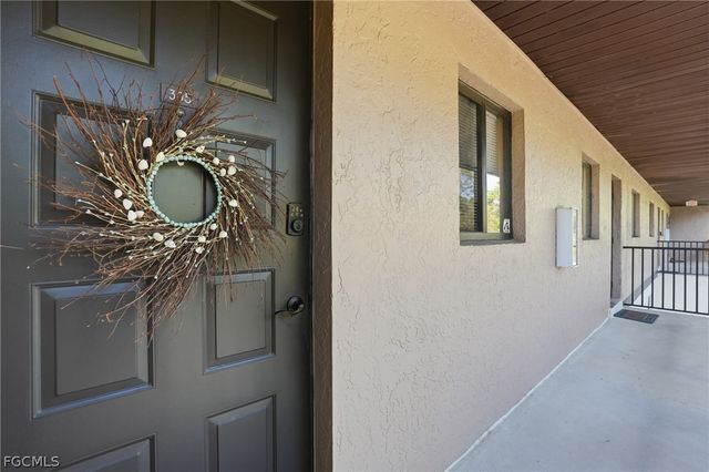 1230 Hall RD 305, North Fort Myers, FL 33903