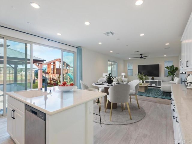 28052 Moosa Creek Way, Valley Center, CA 92082