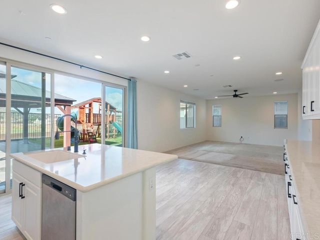 28052 Moosa Creek Way, Valley Center, CA 92082