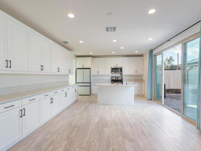 28052 Moosa Creek Way, Valley Center, CA 92082