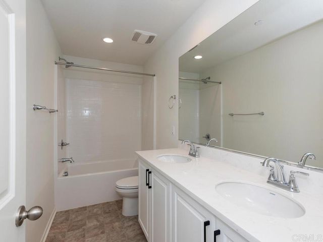 28052 Moosa Creek Way, Valley Center, CA 92082