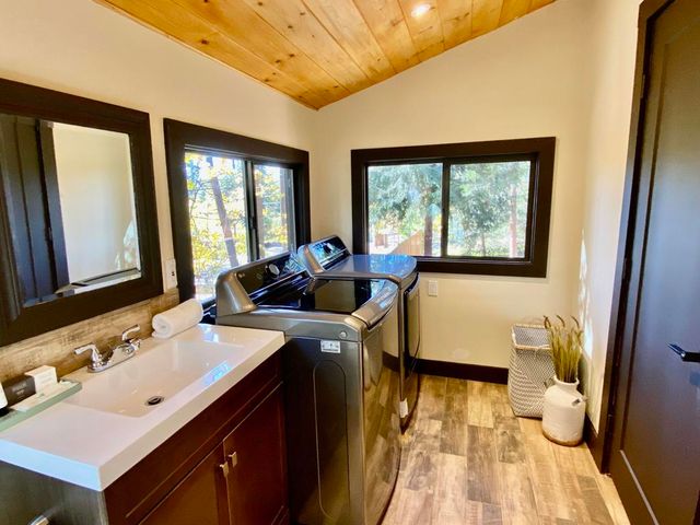 54135 Pine Crest, Idyllwild, CA 92549