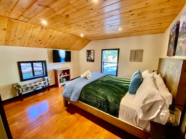 54135 Pine Crest, Idyllwild, CA 92549