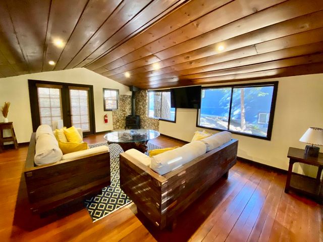 54135 Pine Crest, Idyllwild, CA 92549