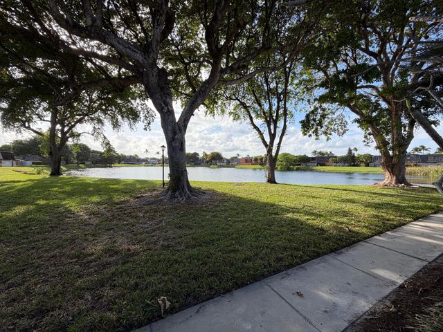 273 Arabian Road 273, Palm Springs, FL 33461