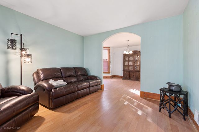 118 N Long Avenue, Chicago, IL 60644