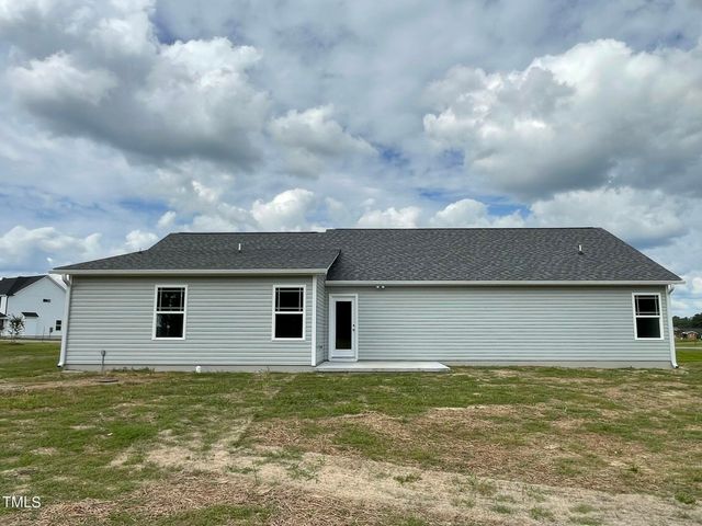 170 Lotus Avenue, Smithfield, NC 27577