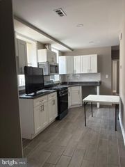 5932 WALNUT ST, Philadelphia, PA 19139