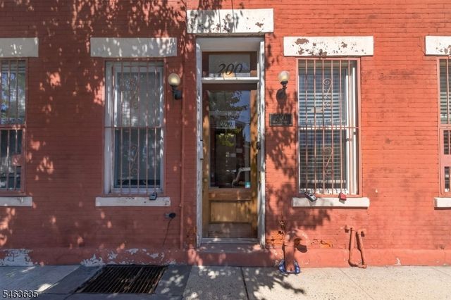 200 Wayne St 1R, Jersey City, NJ 07302