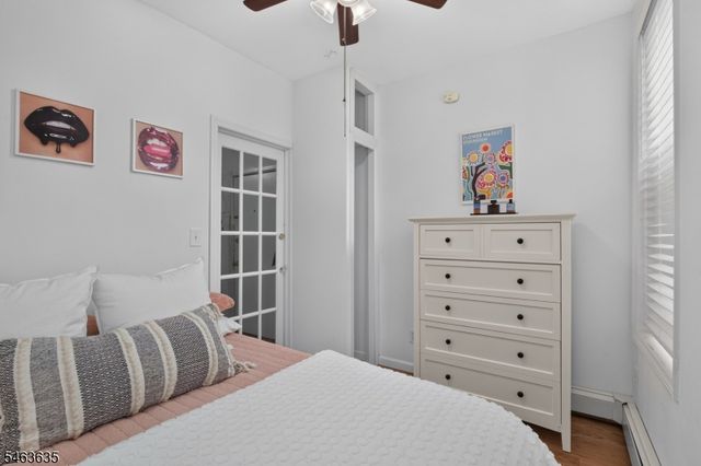 200 Wayne St 1R, Jersey City, NJ 07302