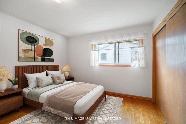 9505 W Orinda COURT, Milwaukee, WI 53224