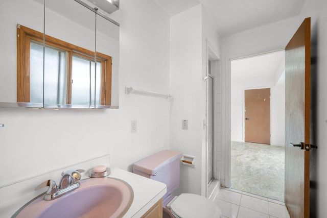 9505 W Orinda COURT, Milwaukee, WI 53224