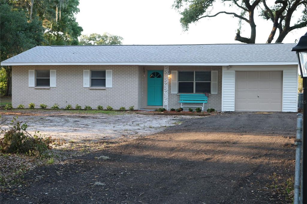 Image 1 of property listing at 4454 EDWARDS ROAD, Plant City, FL 33567