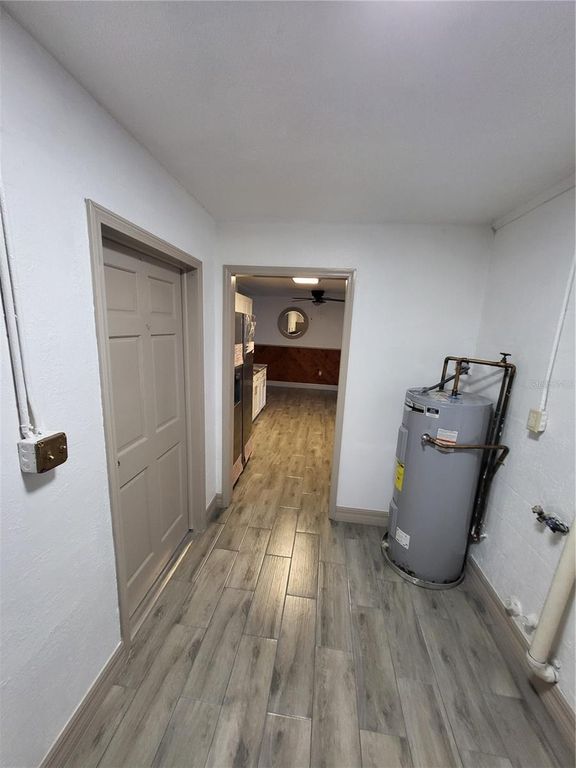 Image 22 of property listing at 4454 EDWARDS ROAD, Plant City, FL 33567