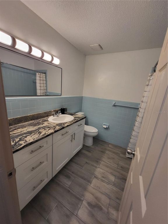 Image 27 of property listing at 4454 EDWARDS ROAD, Plant City, FL 33567