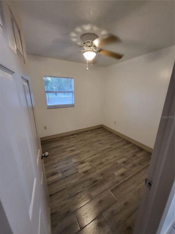 Image 33 of property listing at 4454 EDWARDS ROAD, Plant City, FL 33567