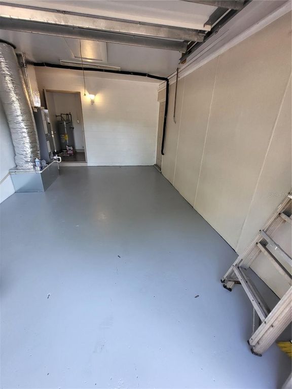 Image 53 of property listing at 4454 EDWARDS ROAD, Plant City, FL 33567