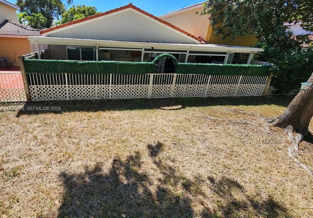 16515 SW 97th St, Miami, FL 33196