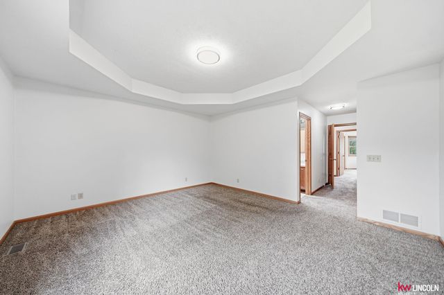 135 Anthony Lane, Lincoln, NE 68520