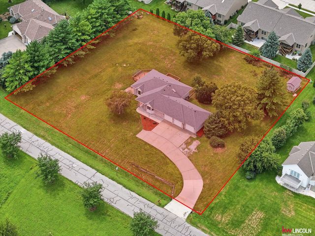 135 Anthony Lane, Lincoln, NE 68520