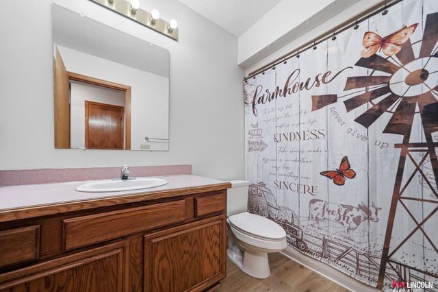 135 Anthony Lane, Lincoln, NE 68520