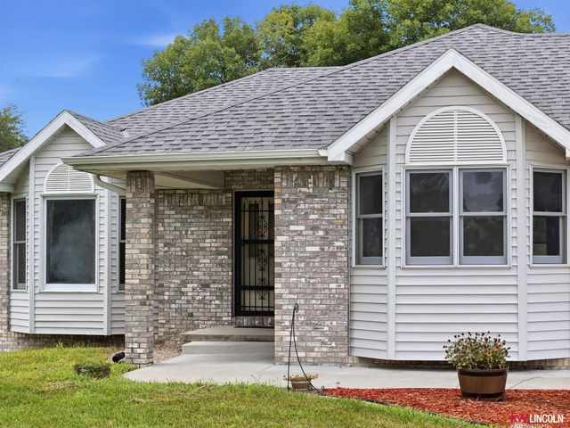 135 Anthony Lane, Lincoln, NE 68520