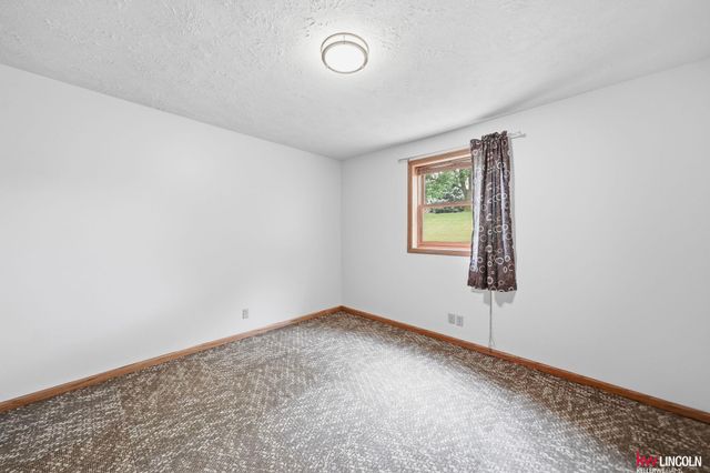 135 Anthony Lane, Lincoln, NE 68520